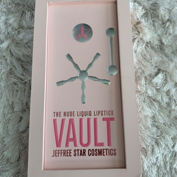 RARE NEW Mini Jeffree Star Liquid Lipstick - Tasty - Picture 5 of 7